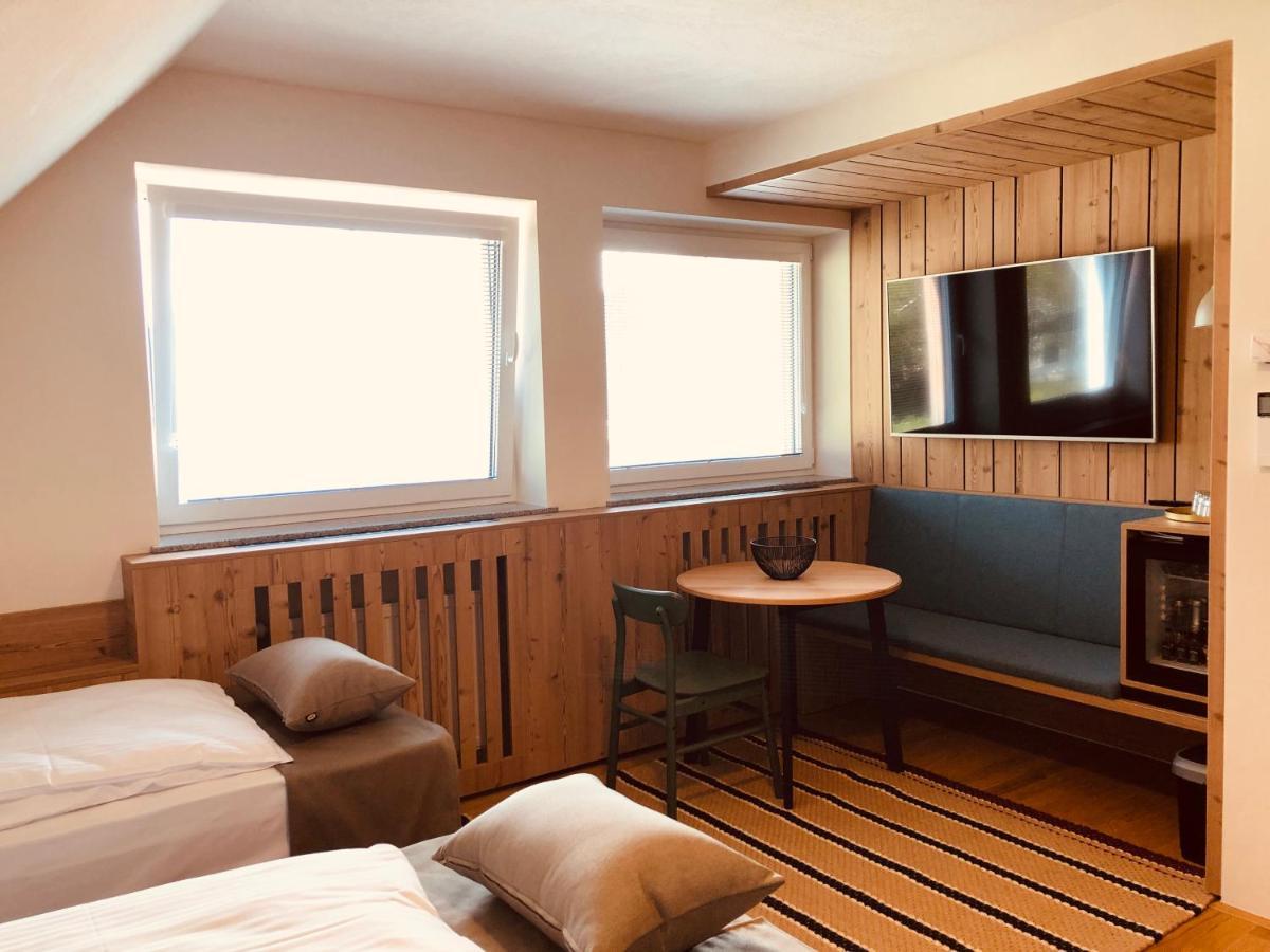 Na Vasi Restavracija In Prenocisca Hotell Škofja Loka Eksteriør bilde