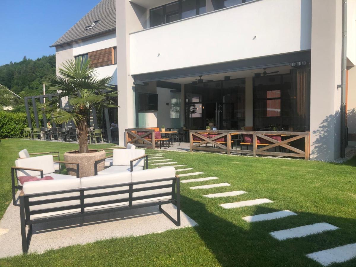 Na Vasi Restavracija In Prenocisca Hotell Škofja Loka Eksteriør bilde