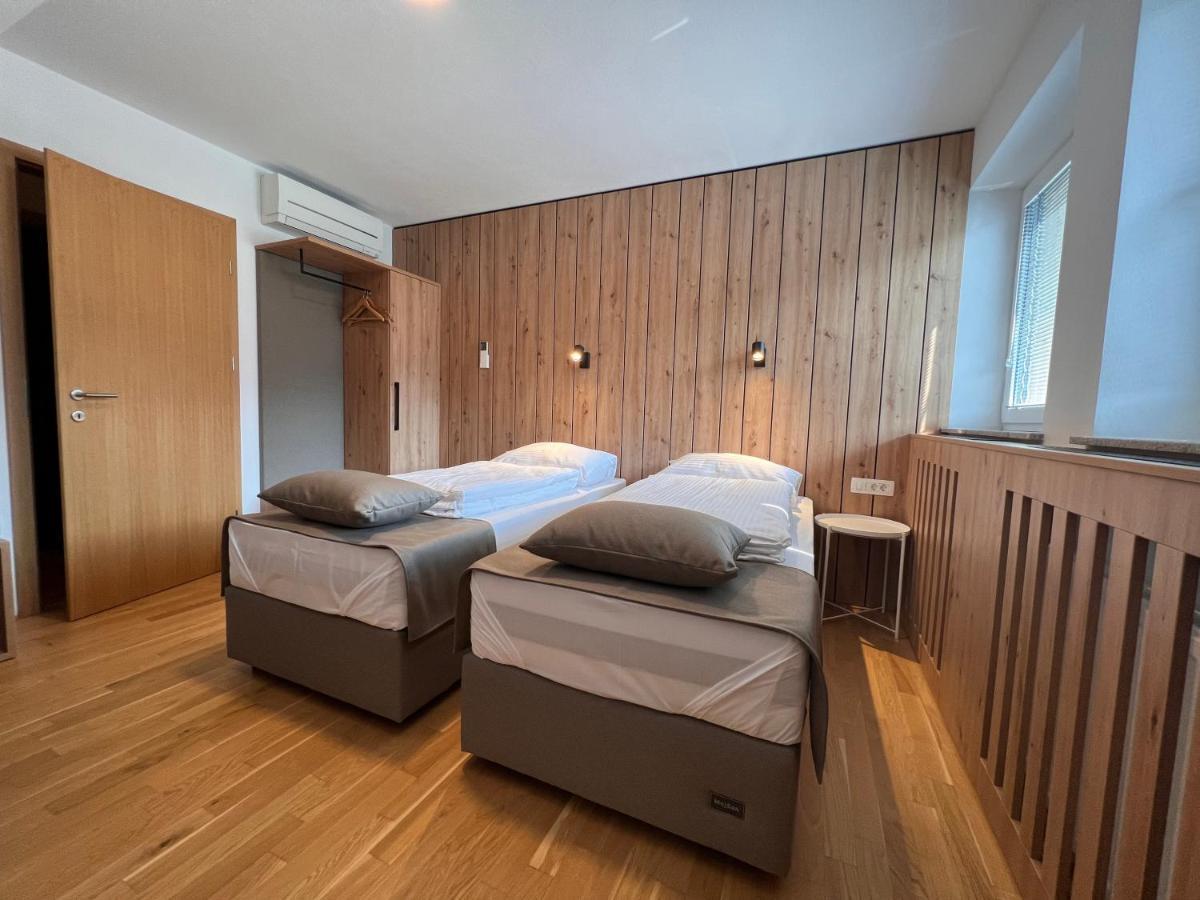 Na Vasi Restavracija In Prenocisca Hotell Škofja Loka Eksteriør bilde
